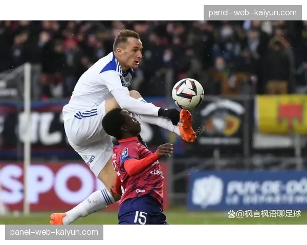 特写：克莱蒙足球俱乐部启动“社区足球周”，百名儿童受邀进入训练基地